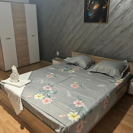 Apartament Regim Hotelier 1 Camera Galac Kültér fotó